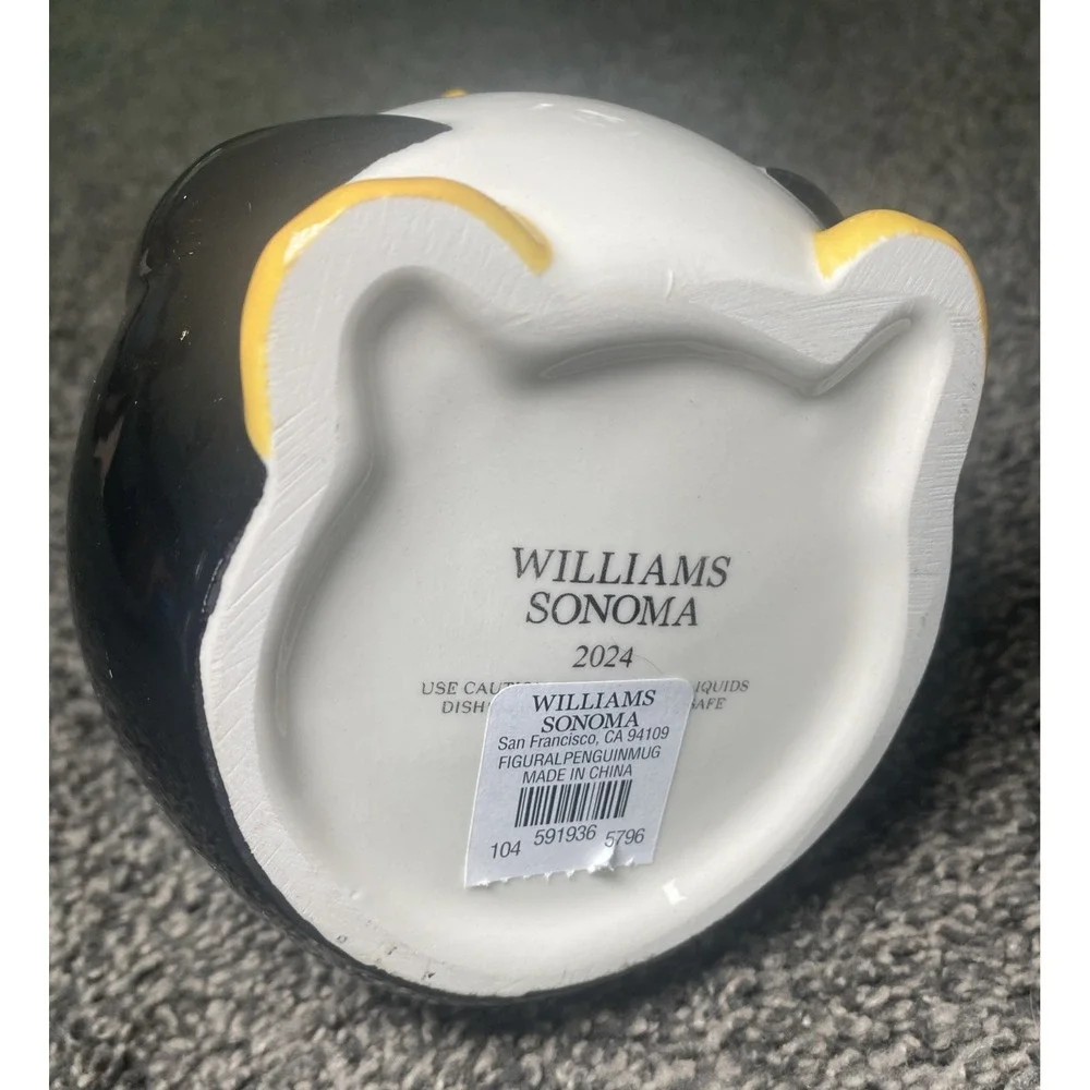 Williams Sonoma Figural Penguin Mug 16 OZ NEW Christmas Holiday